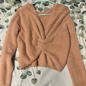 fluffy knot along sleeve